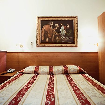Hotel Saturnia Roma Camera foto